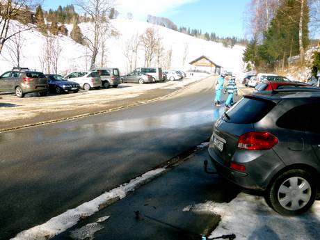 zuiden van het Zwarte Woud: bereikbaarheid van en parkeermogelijkheden bij de skigebieden – Bereikbaarheid, parkeren Todtnauberg