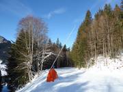 Lanzenbesneeuwing in het skigebied Loser