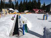 Kinderland met transportband