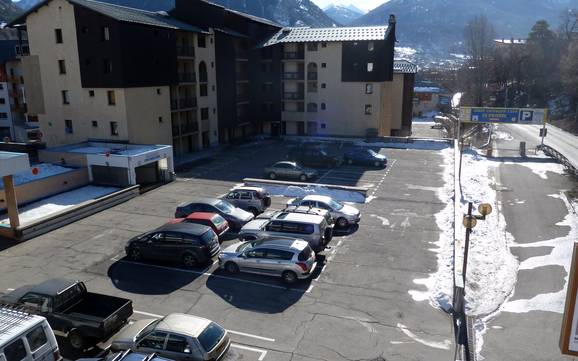 Vallée de la Guisane: bereikbaarheid van en parkeermogelijkheden bij de skigebieden – Bereikbaarheid, parkeren Serre Chevalier – Briançon/Chantemerle/Villeneuve-la-Salle/Le Monêtier-les-Bains