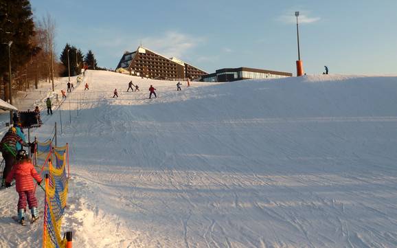 Skigebieden voor beginners in het Vogtlanddistrict – Beginners Schöneck (Skiwelt)