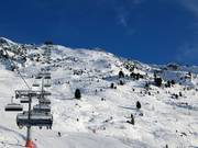 Ongesecureerde poedersneeuwhellingen bij de Hochzeiger 2.5 lift