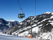 Wengerhochalmbahn - 4-persoons hogesnelheidsstoeltjeslift (koppelbaar) met kap