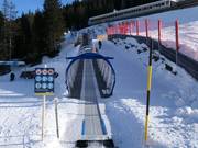 Horberg Shuttle 1 - Overdekt(e) transportband/Moving Carpet