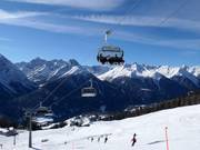 Prui-Clünas - 6-persoons hogesnelheidsstoeltjeslift (koppelbaar) met kap