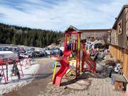 Speeltuin bij het dalstation