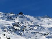 Ongesecureerde poedersneeuwhellingen bij de Hochzeiger 2.5 lift