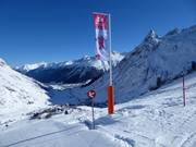 Vlaggen bij de parkstations