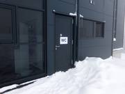 Verzorgde en moderne toiletten bij de stoeltjesliften