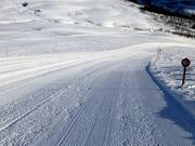 De piste Strandløypo nodigt uit om te carven.