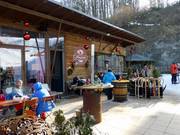 Niet alleen 's avonds een echte aanrader: de Hirschalm bij het dalstation van de 4-persoons stoeltjeslift!