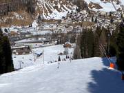 Uitzicht op Splügen vanaf de dalafdaling