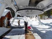 Hulp bij het instappen bij de stoeltjeslift