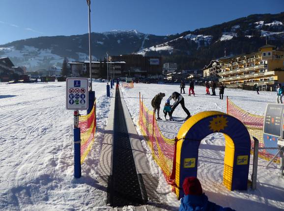 Förderband Kinderskiwiese