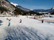 Oefenterrein met transportband