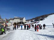 Vanaf de accommodaties ga je direct de pistes op.