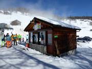 Verzorgde kassa bij de Törbeltallift