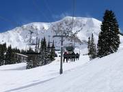 Collins - 4-persoons hogesnelheidsstoeltjeslift (koppelbaar)