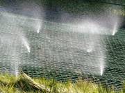 De matten worden bevochtigd zodat je beter kunt glijden.