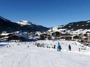 Het skigebied grenst aan het dorp Tannheim.