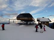 Pertuis - 6-persoons hogesnelheidsstoeltjeslift (koppelbaar)