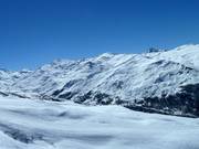 De gidsen kennen talloze afdalingsmogelijkheden in het terrein tussen de Pointe de la Masse en Saint Martin.