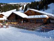 Tanzalm midden in het skigebied