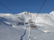 Kringsalmbahn - 6-persoons hogesnelheidsstoeltjeslift (koppelbaar) met kap
