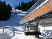 Hüttenkopfbahn - 6-persoons hogesnelheidsstoeltjeslift (koppelbaar) met kap