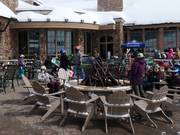 Terras van de Earl's Lodge