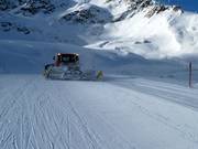 Pistenbully aan het werk
