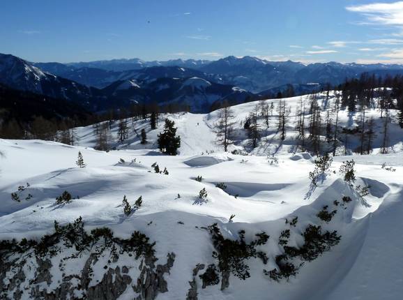 Frauenkarafdaling met panoramisch uitzicht