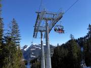 Stümpfling-4er-Sesselbahn - 4-persoons hogesnelheidsstoeltjeslift (koppelbaar) met kap