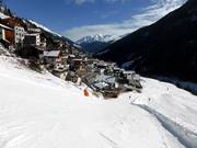 De plaats Kappl aan de dalafdaling