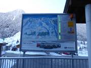 Informatiebord met actuele status bij het dalstation