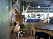 Ingang naar de ski- en schoenverhuur