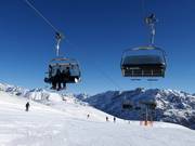 Valandrea-Vetta - 4-persoons hogesnelheidsstoeltjeslift (koppelbaar) met kap