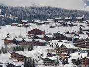 Midden tussen de pistes en liften: grote chalets in Les Saisies