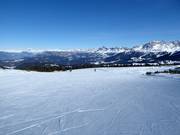 Piste Schwarzhorn 2 met panorama op de Latemar, Rosengarten en Schlern