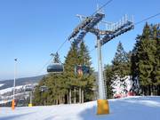 A. Kikirikiii - 6-persoons hogesnelheidsstoeltjeslift (koppelbaar) met kap