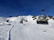 Zentralbahn - 4-persoons hogesnelheidsstoeltjeslift (koppelbaar) met kap