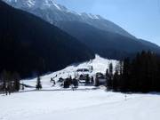 Uitzicht op de accommodaties bij het dalstation