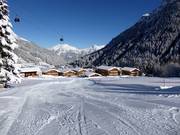 De piste leidt direct naar Landal Hochmontafon