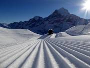 Perfect geprepareerde piste in het skigebied First