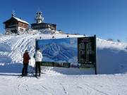 Informatiebord bij het bergstation