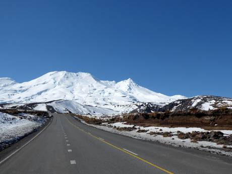 Tongariro-Nationalpark: bereikbaarheid van en parkeermogelijkheden bij de skigebieden – Bereikbaarheid, parkeren Tūroa – Mt. Ruapehu