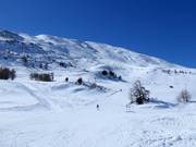 Uitzicht op de moeilijke en middelzware pistes bij Unterrat