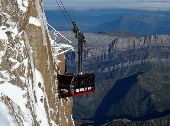 TPH Aiguille Midi 2 - 72-persoons cabinelift
