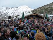 Het legendarische seizoenseinde-feest in Saas-Fee
