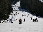 Oefenterrein met transportband bij Bunderishka Polyana